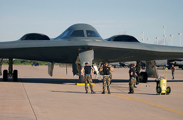 U.S. Deploys B-2 Stealth Bombers Against Houthi Targets in Yemen, Marking Escalation