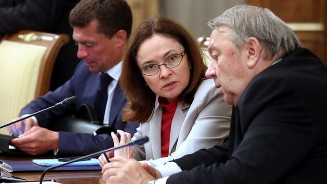 Russia’s Central Bank Hikes Interest Rate to 21% Amid Surging Inflation and Military Spending