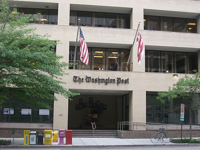 Bezos Blocks Washington Post’s Kamala Harris Endorsement, Sparking Outrage Among Staff