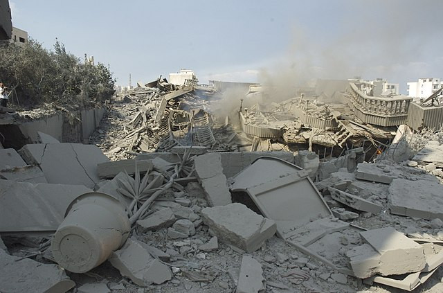 Israel Pounds Lebanon and Gaza Amid 'Israeli Stubbornness' Claims, as U.S. Truce Efforts Falter