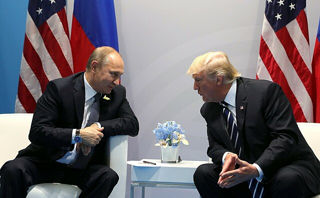 Trump Warns Putin Against Escalating Ukraine War in Post-Election Call; President-Elect’s Transition Team Issues Response