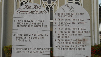 Federal Judge Rules Against Louisiana Mandate for Ten Commandments in Classrooms