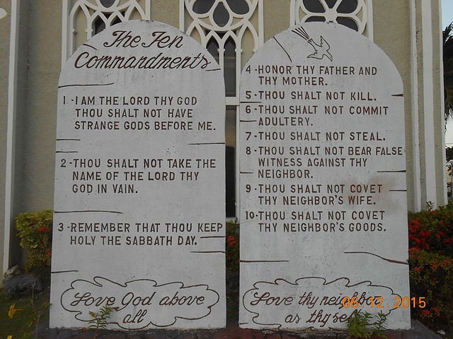 Federal Judge Rules Against Louisiana Mandate for Ten Commandments in Classrooms