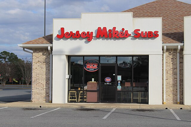 Jersey Mike’s Subs Secures $8 Billion Blackstone Deal to Fuel Global Expansion