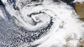 ‘Bomb Cyclone’ Ravages Pacific Northwest, Leaves One Dead and Over 600,000 Without Power
