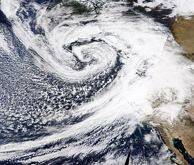 ‘Bomb Cyclone’ Ravages Pacific Northwest, Leaves One Dead and Over 600,000 Without Power