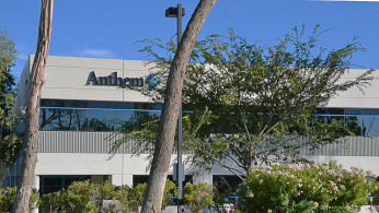 Doctors Warn of 'Waking Up Mid-Surgery' as Anthem Faces Backlash Over Anesthesia Policy