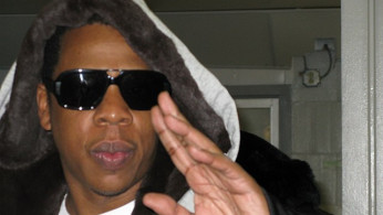 Jay-Z Accused of Raping 13-Year-Old at 2000 VMAs After-Party Alongside Sean ‘Diddy’ Combs; Rapper Responds