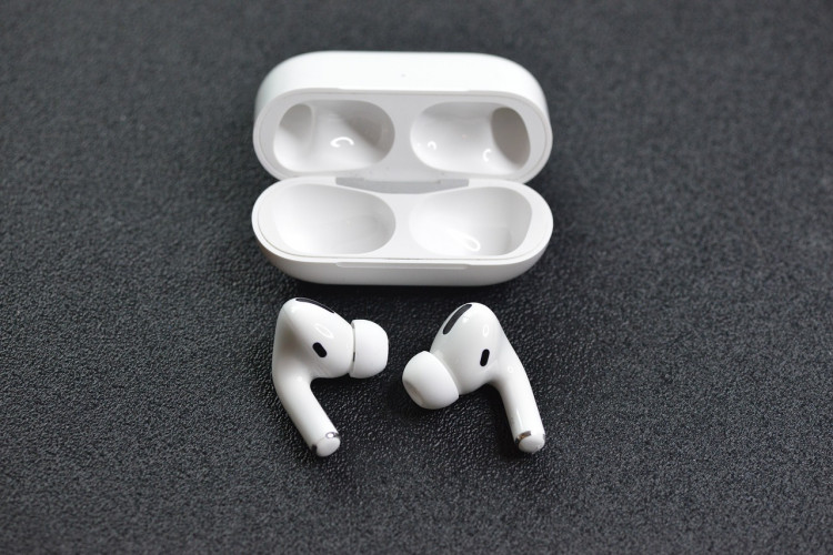 Apple to Begin AirPods Manufacturing in India Starting 2025