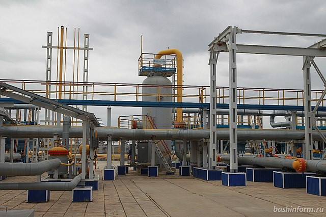 European Gas Prices Surge as Ukraine Ends Decades-Long Russian Gas Transit
