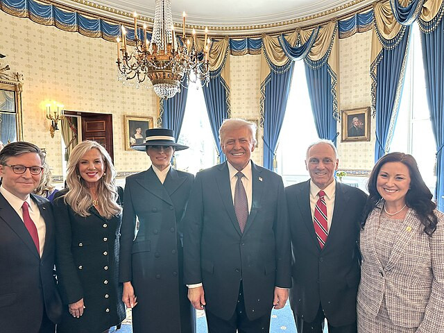 Trump Returns to the White House with Aggressive Agenda, Declares Border Emergency