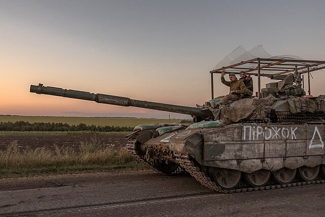 Russian Special Forces Use Gas Pipeline to Ambush Ukrainian Troops in Kursk