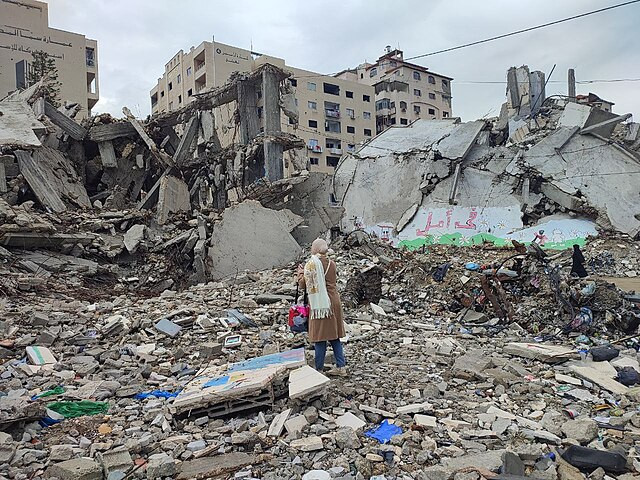 Israeli Airstrikes Kill Over 400 in Gaza as Netanyahu Breaks Ceasefire, Drawing U.S. Support