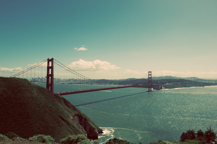 Golden Gate Bridge Among 68 U.S. Bridges Urged for Immediate Vessel Collision Risk Assessment