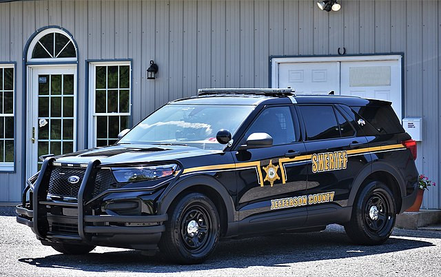 Virginia Townhouse Shooting Leaves 3 Dead, 3 Wounded; Suspects in Custody