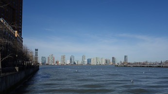 Helicopter Crash in Hudson River Kills 6, Including 3 Children From Spanish Family Visiting NYC