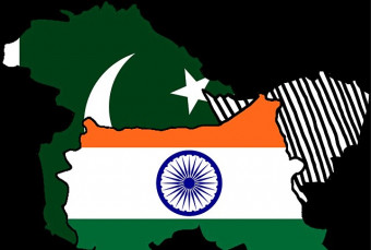 Pakistan Warns of Indian Military Strike in Next 24–36 Hours Following Kashmir Massacre