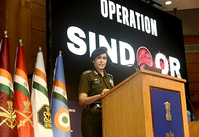 India, Pakistan Signal De-escalation After Retaliatory Missile Strikes Across Border