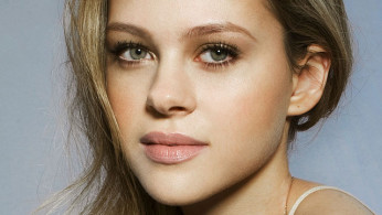 ‘Absurd!’ Nicola Peltz Hits Back at Claims She’s to Blame for Brooklyn’s Beckham Family Rift
