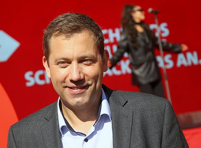 Germany Confronts €87 Billion China Trade Gap as Minister Klingbeil Heads to Beijing for Crisis Talks