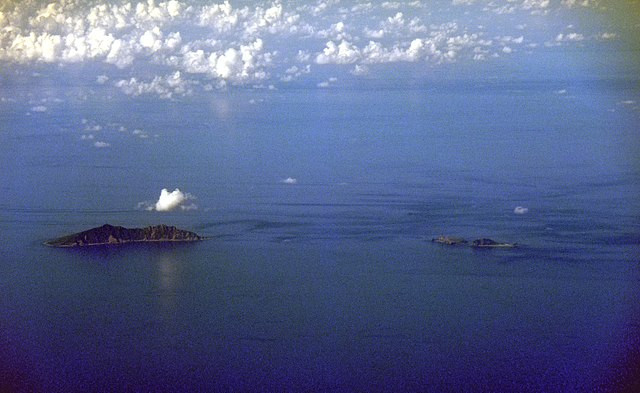 China and Japan Trade Claims Over Diaoyu Islands Standoff as Coast Guards Confront Near Disputed Islands