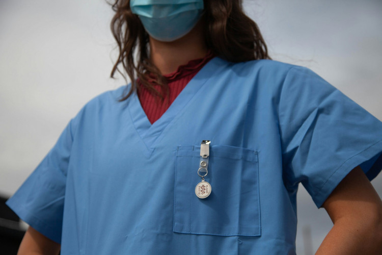 Wisconsin VA Nurse Faces 15 Years After Allegedly Removing Hospice Patient’s Oxygen, Citing ‘Death Paperwork’ 