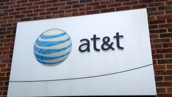 Mike Mozart Follow AT&T, Sign