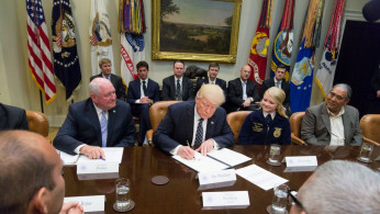Trump with farmers and agricultural commissioners