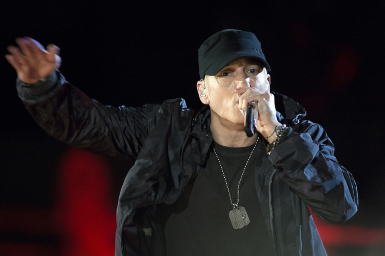 A gossip magazine reported Eminem fears the National Security is spying on him.