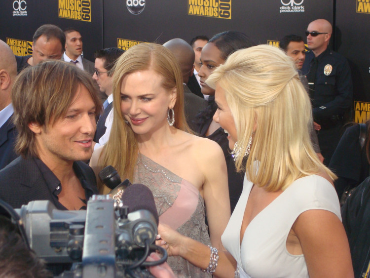 Reese Witherspoon and Nicole Kidman's appearance at Keith Urban's 'Graffiti U' World Tour in Nashville on Friday, August 24, shut down all the bad rumors between the two 'Big Little Lies' stars. 