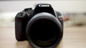 Canon EOS Rebel T5 (1200D)