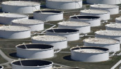  U.S. Crude oil storage tanks 