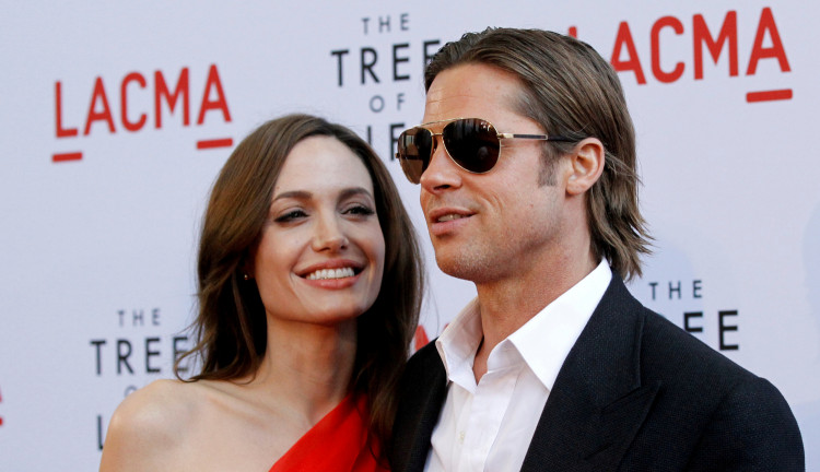Angelina Jolie is reportedly trying to seduce Justin Theroux as a form of vengeance to Jennifer Aniston.