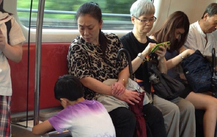 Hong Kong Concern Group Urges Tiger Moms to Never Sacrifice Happy Childhoods for Long-Term Comforts