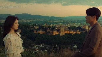 'Memories of the Alhambra' stars Park Shin Hye and Hyun Bin.