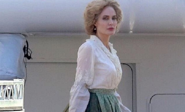 Angelina Jolie Looks Quite Unrecognizable With a Blonde Hair As She Films New Move 'Come Away'