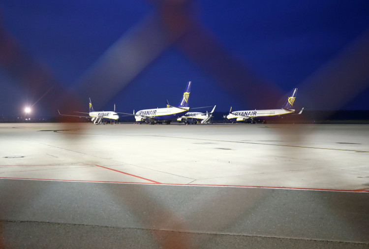 Passengers nowadays opt to choose tech-friendly long-haul airlines when they travel.