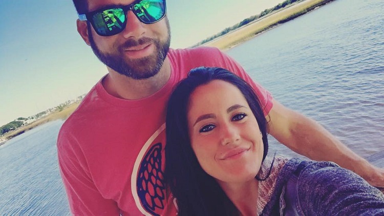 Jenelle Evans’ Husband David Eason is Back at Criticizing Trans Community, Says 'They Are All Perverts'