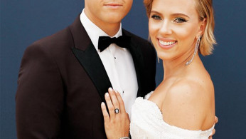 Colin Jost and Scarlett Johansson 