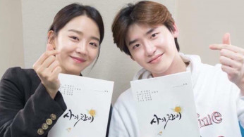 South Korean actors Shin Hye-Sun and Lee Jong-Suk (L-R).