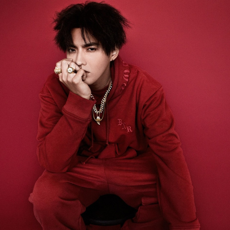 Kris Wu made noise on the Twitter universe when he beat Ariana Grande on the US iTunes charts. 