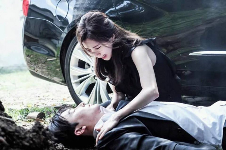 Girls' Generation Seohyun sent Kim Jun Han a coffee truck on 'God's Quiz: Reboot' set. 