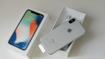 iPhone X