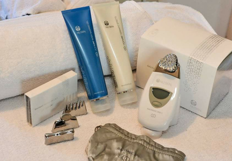 With the new generation of beauty gadgets today, it is now so easy to do your beauty treatments at the comfort of your home. 