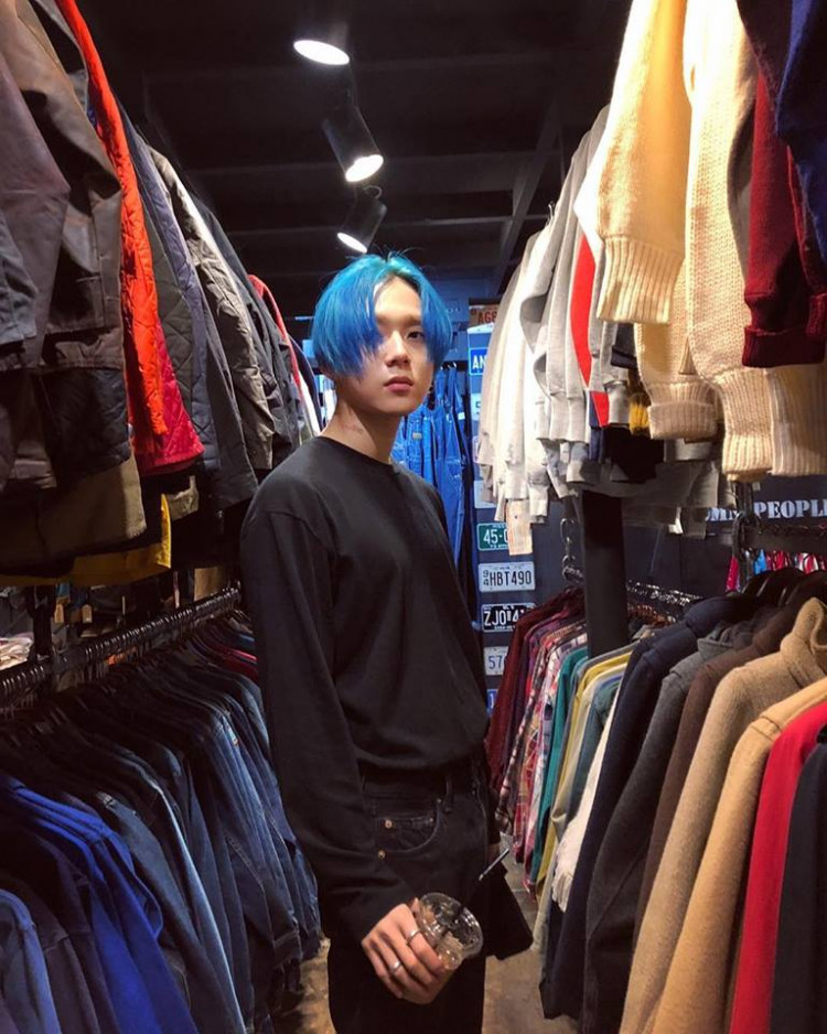 After his official Cube Entertainment exit, E'Dawn recently gave his fans a glimpse of his new music. 