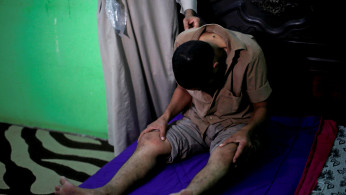 No matter how painful lower back pain feels, painkillers can't help you. 