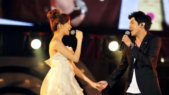 After eight years, fans are still shipping for Yonghwa and Seohyun to be romantically together. 