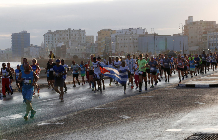 A new study revealed that running long distances is causing heart strains for amateur runners, but it doesn't mean they can have a heart attack or heart disease.