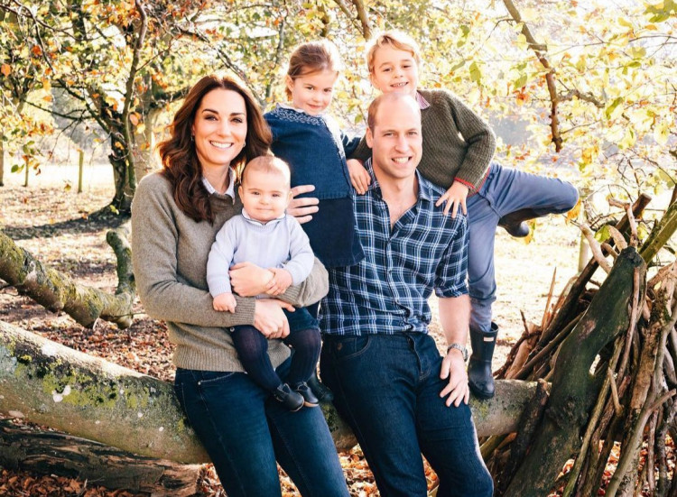 Prince William, Kate Middleton Shows Family Tradition In Christmas Photo