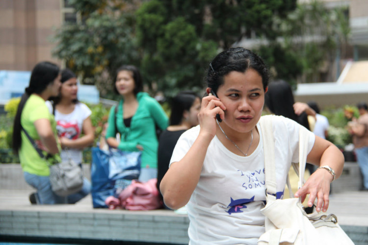 Filipinos celebrate Christmas day with family gatherings, reunion, and feast, but things are different for the 200,000 Filipino domestic helpers in Hong Kong.